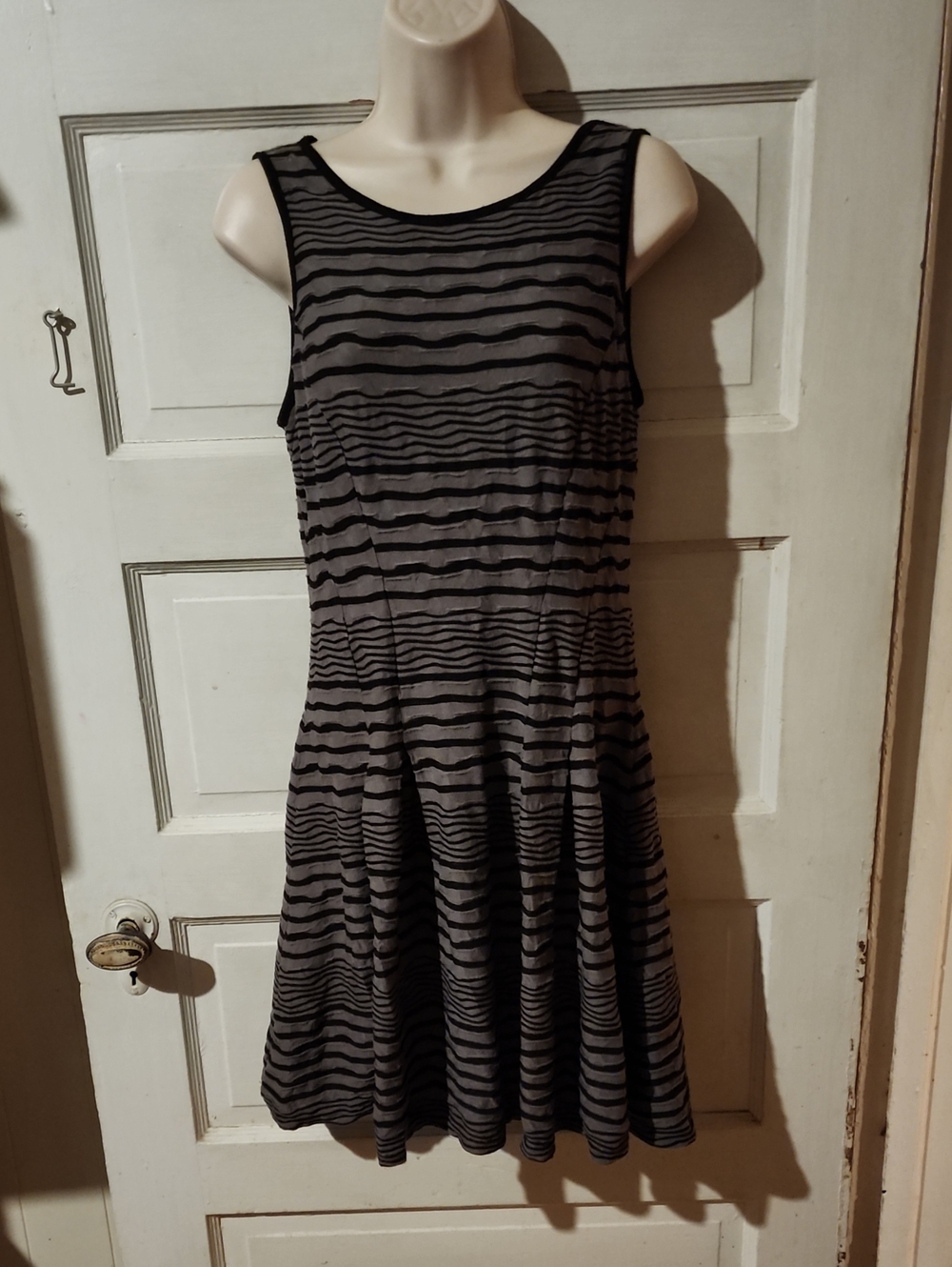Sophie Max Sleeveless Striped Dress M